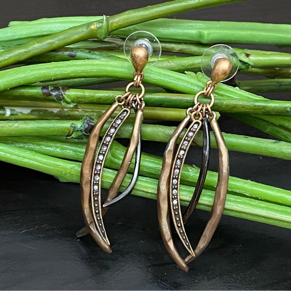 CHICO’s Brass-tone Multi-strand Micro Cable Fringe Gunmetal Rhinestones Necklace - Picture 7 of 12